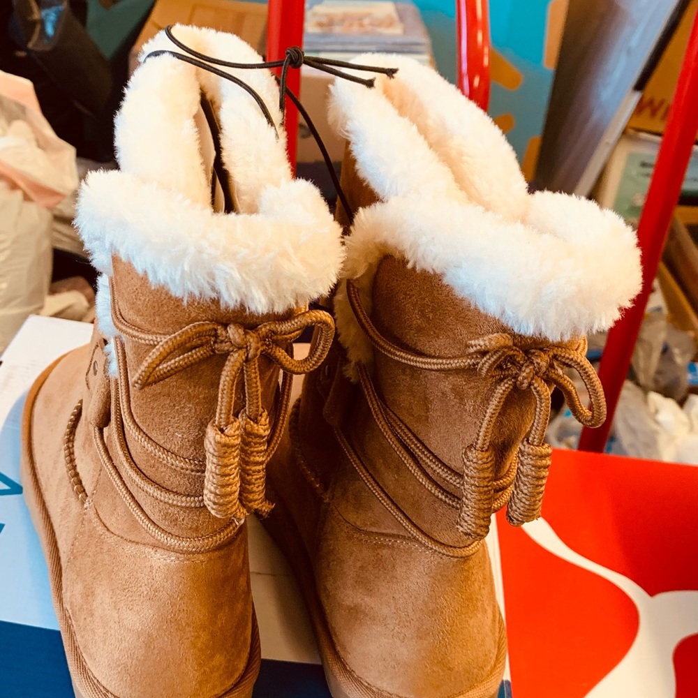 Women boots